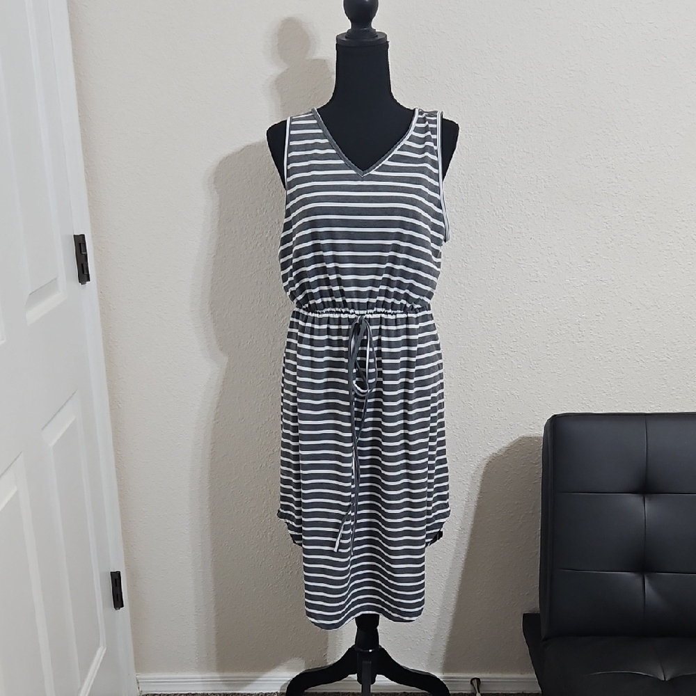 SHEIN Gray and White Asymmetrical Tie Front Midi Dress